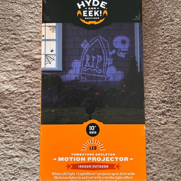 NWT LED tombstone skeleton Halloween light show projection hyde and eek boutique - Picture 6 of 6